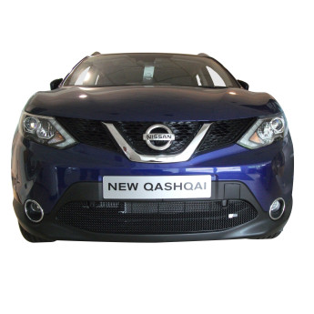 Nissan Qashqai (2.0 Diesel with Parking Sensors) - Lower Grille - Black finish